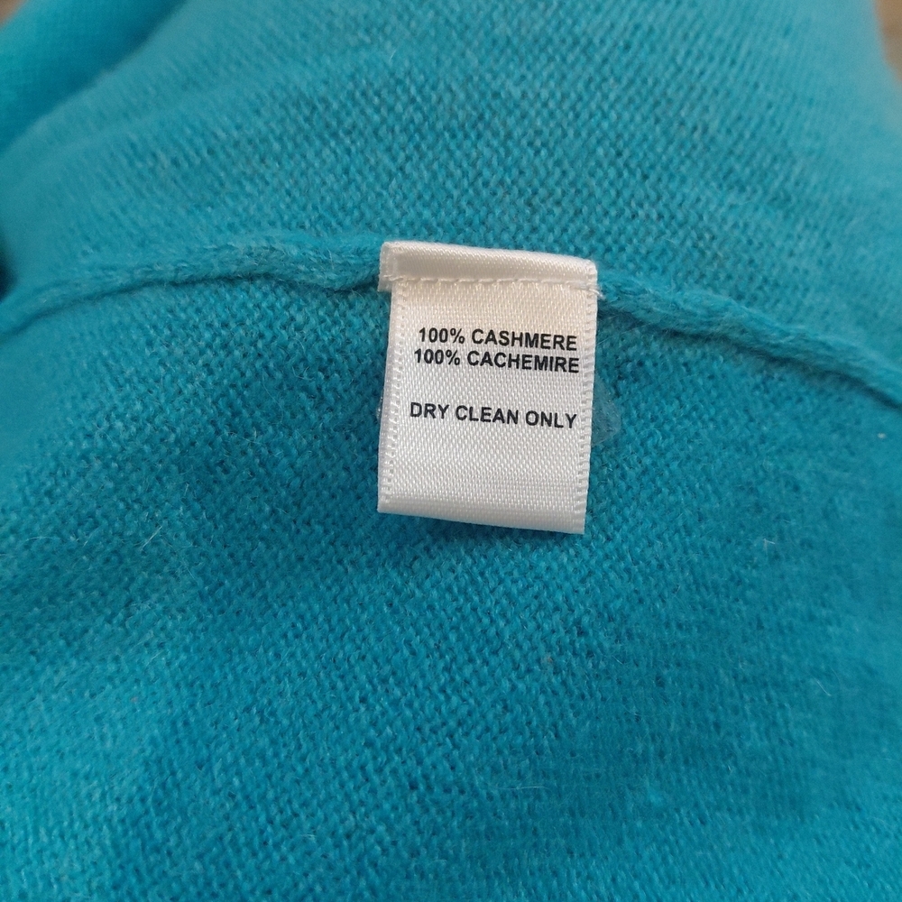 Saks Fifth Avenue Turquoise Long Sleeve Tee Sz Xs 100% Cashmere - Picture 4 of 8